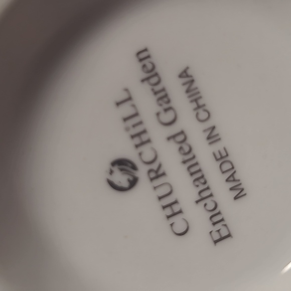 Churchill Floral Teacup and Saucer Set - Picture 4 of 6